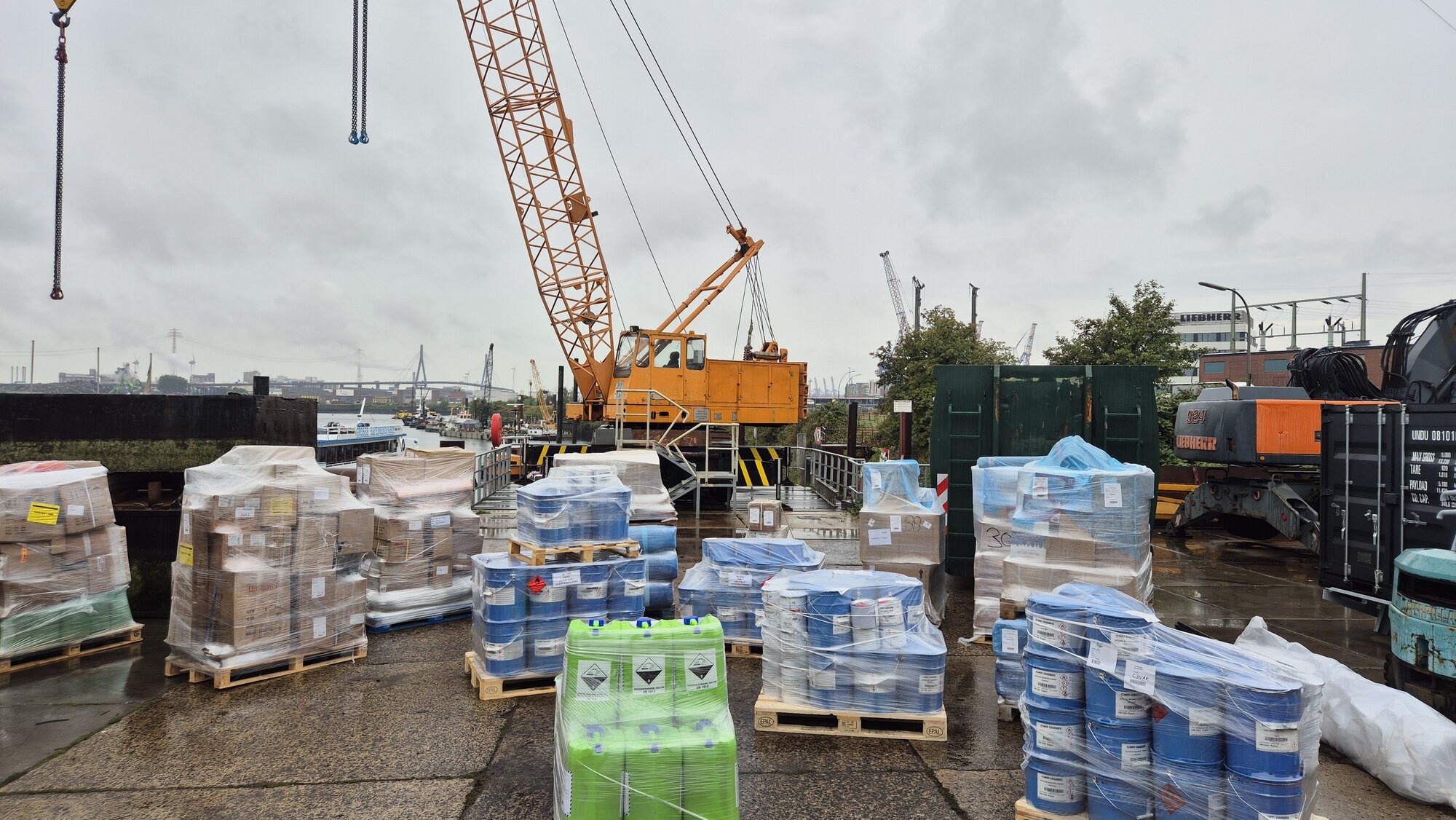 Materialtransport & Logistik